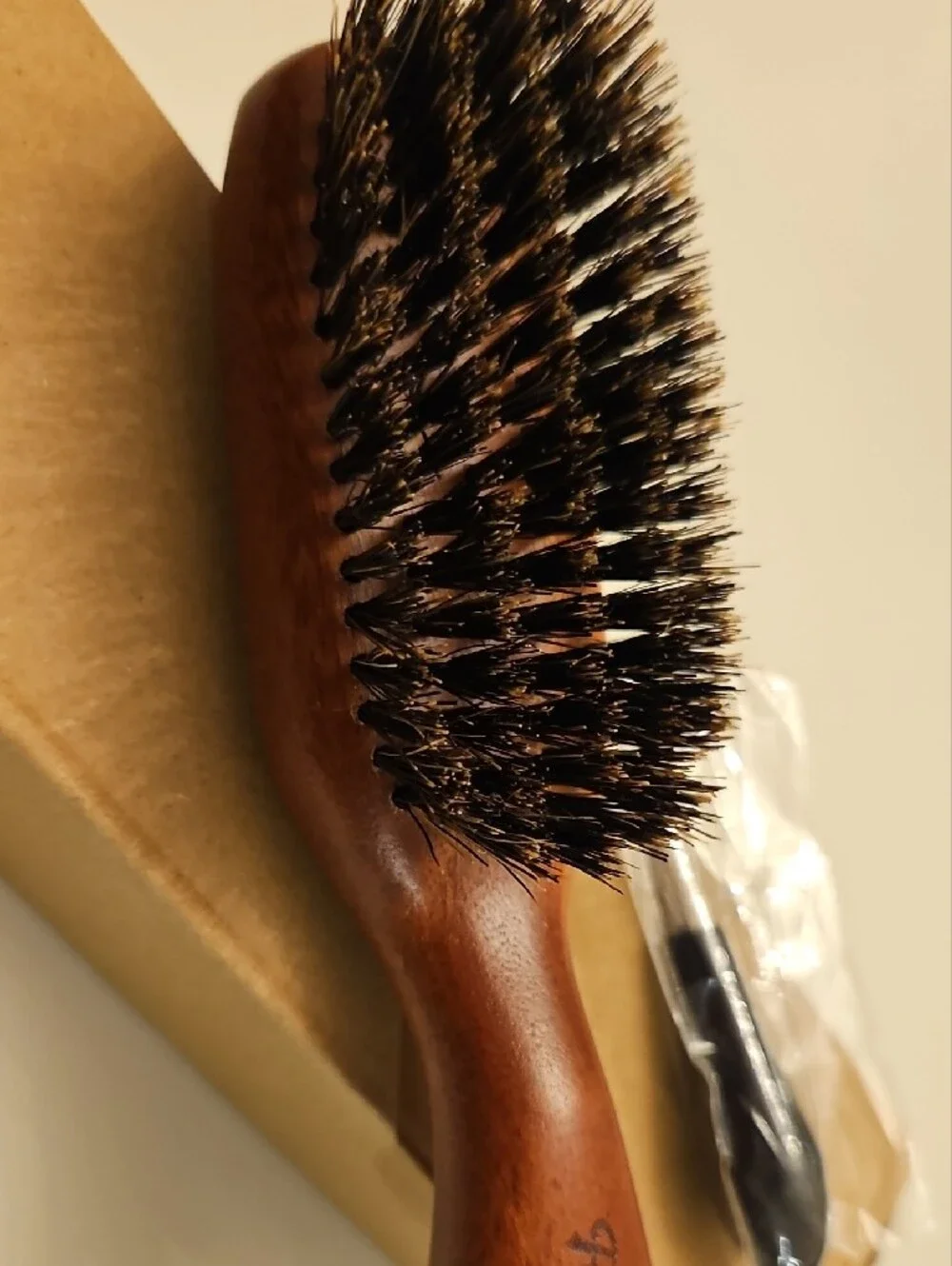 Mens Round Wooden Boar Bristle Hair and Beard Grooming Brush - New in Box